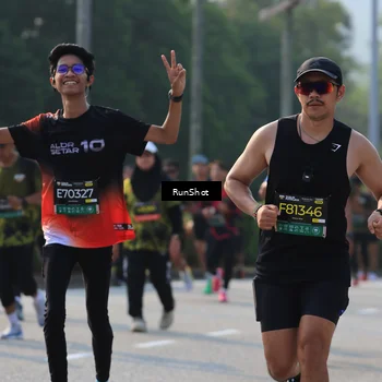 Runner Photo 7000697