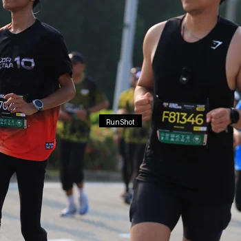 Runner Photo 7000725