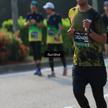 Runner Photo 7000764