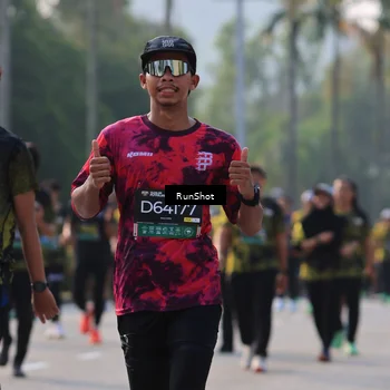 Runner Photo 7000782