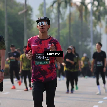 Runner Photo 7000793