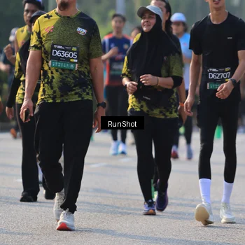 Runner Photo 7000814