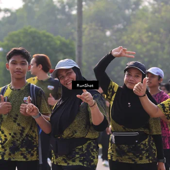 Runner Photo 7000853