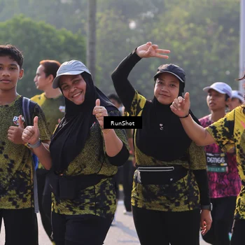 Runner Photo 7000857