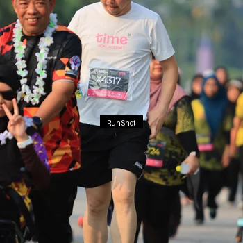 Runner Photo 7000860
