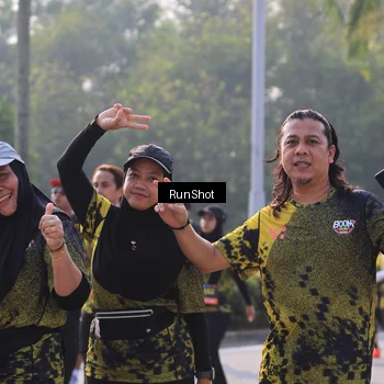 Runner Photo 7000864