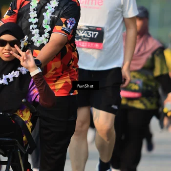 Runner Photo 7000873