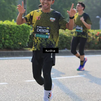 Runner Photo 7000875
