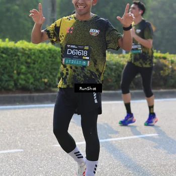 Runner Photo 7000877