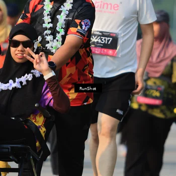 Runner Photo 7000896