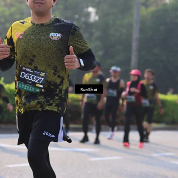 Runner Photo 7000898
