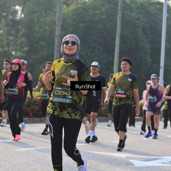Runner Photo 7000909