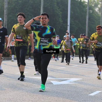 Runner Photo 7000930