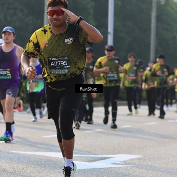 Runner Photo 7000931