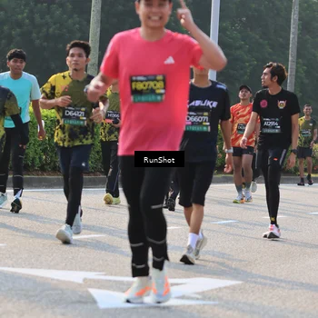 Runner Photo 7000949