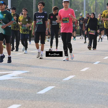 Runner Photo 7000954