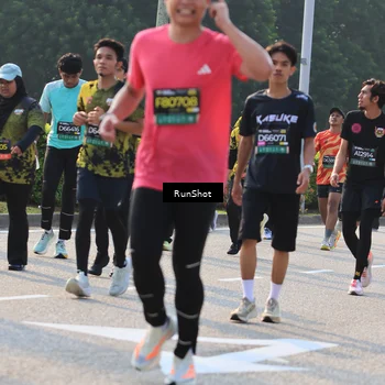 Runner Photo 7000955