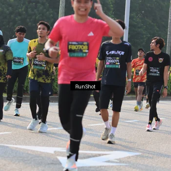 Runner Photo 7000956