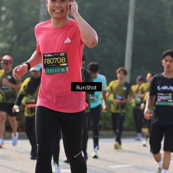 Runner Photo 7000960