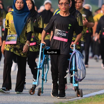 Runner Photo 7000969