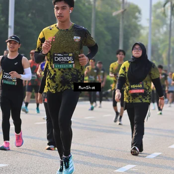 Runner Photo 7000976
