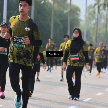 Runner Photo 7000978