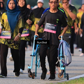 Runner Photo 7000991