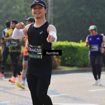 Runner Photo 7000996