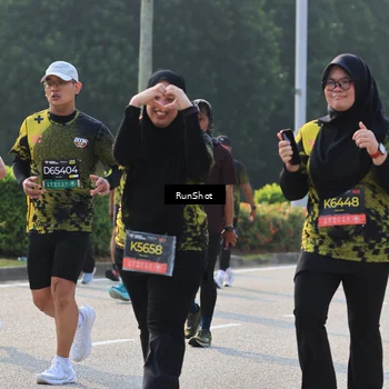 Runner Photo 7001007