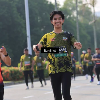 Runner Photo 7001027