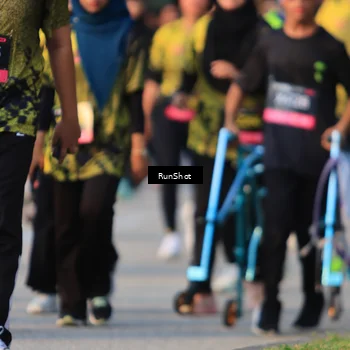 Runner Photo 7001041