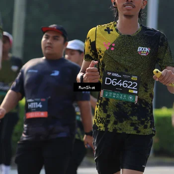 Runner Photo 7001060