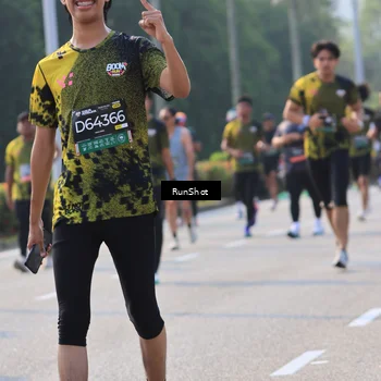 Runner Photo 7001076