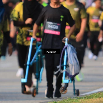 Runner Photo 7001077