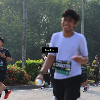 Runner Photo 7001091