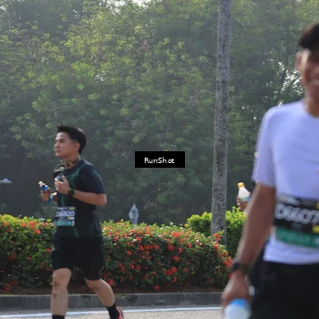 Runner Photo 7001093