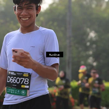 Runner Photo 7001096