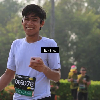 Runner Photo 7001108