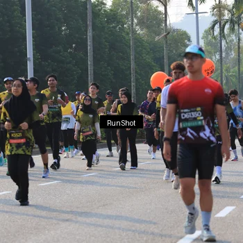 Runner Photo 7001118