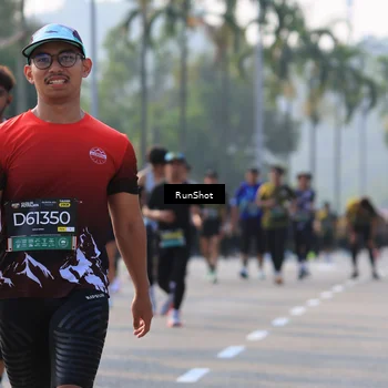 Runner Photo 7001121