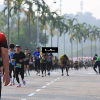 Runner Photo 7001123