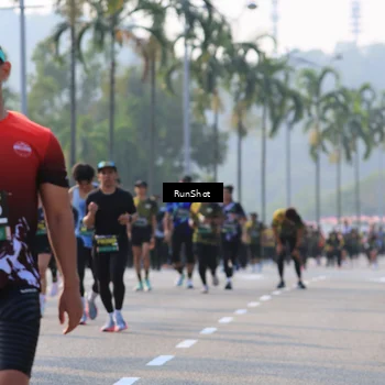 Runner Photo 7001125