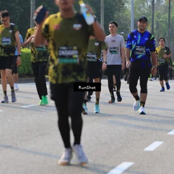 Runner Photo 7001159