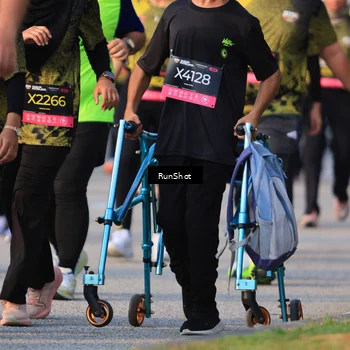 Runner Photo 7001192