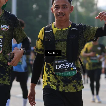Runner Photo 7001194