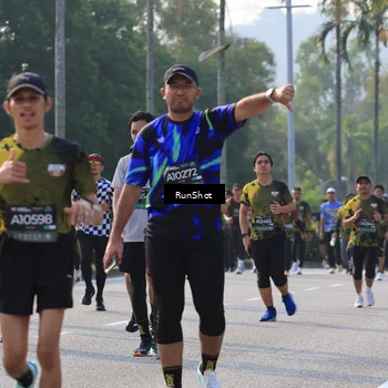 Runner Photo 7001197