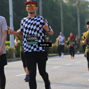 Runner Photo 7001214