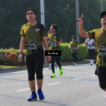 Runner Photo 7001243