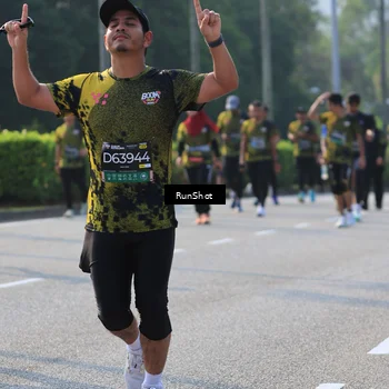 Runner Photo 7001246