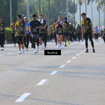 Runner Photo 7001250